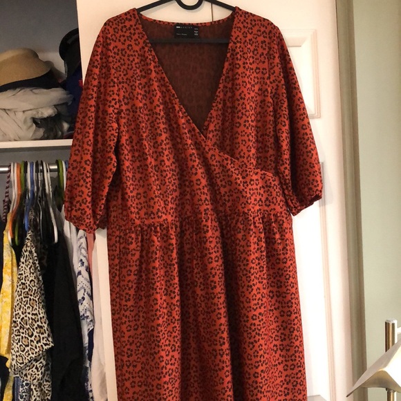 ASOS Curve Wrap Front Midi Dress - Picture 5 of 7
